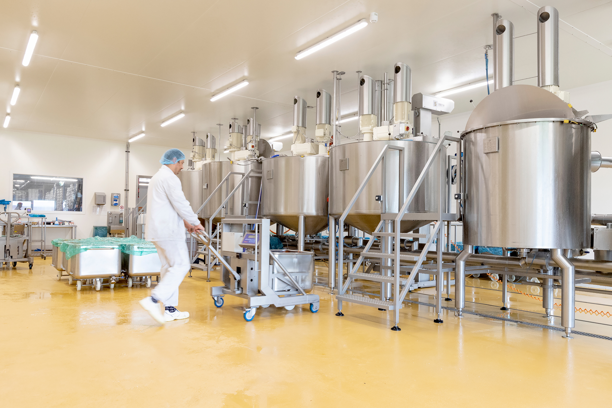 Gpi De Gouwe returns to Rimboe Sauzen and Marinades by Gpi De Gouwe Industrielle Kochanlage