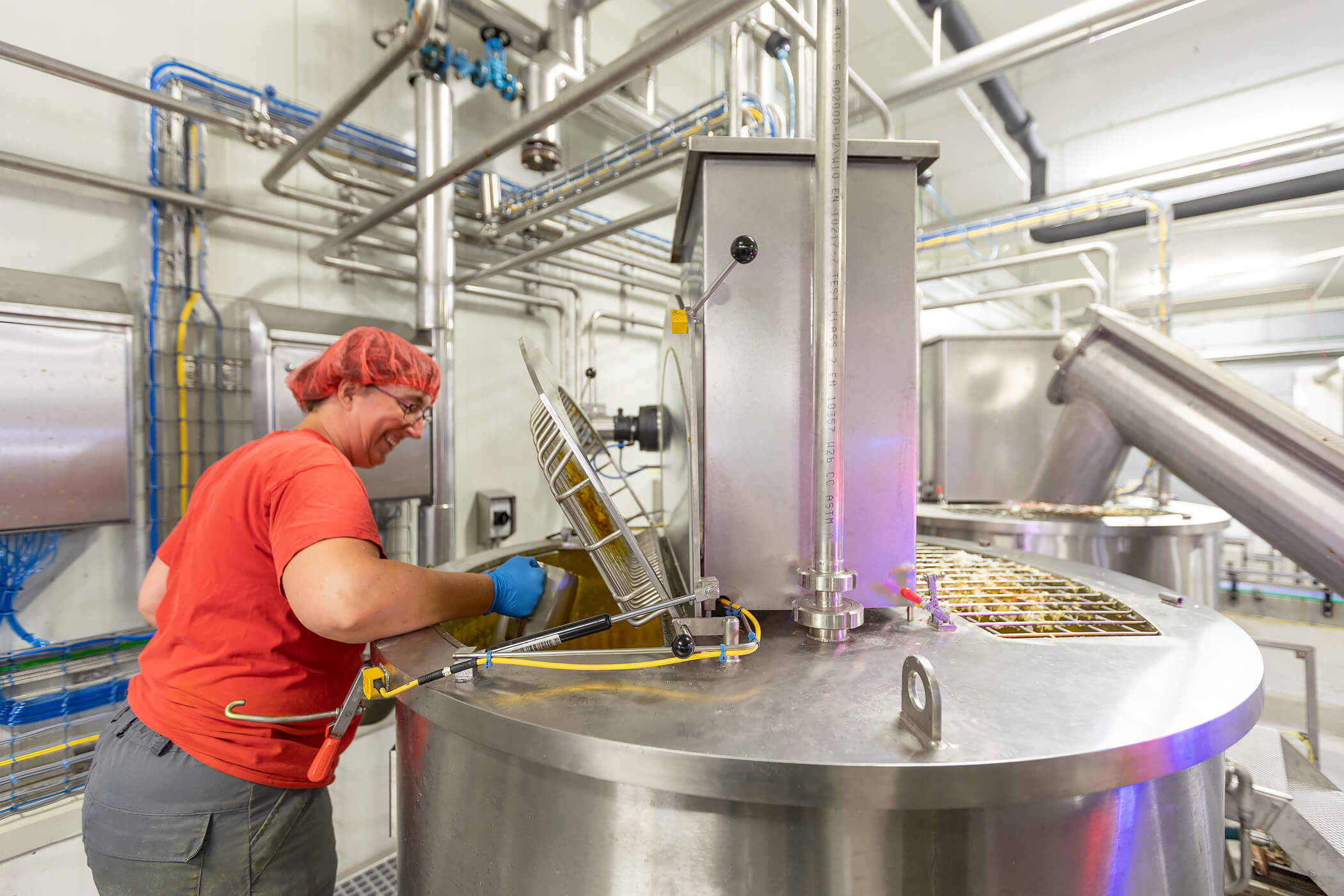 Two new cooking kettles for Van der Kroon Food Products by Gpi De Gouwe Kochanlage