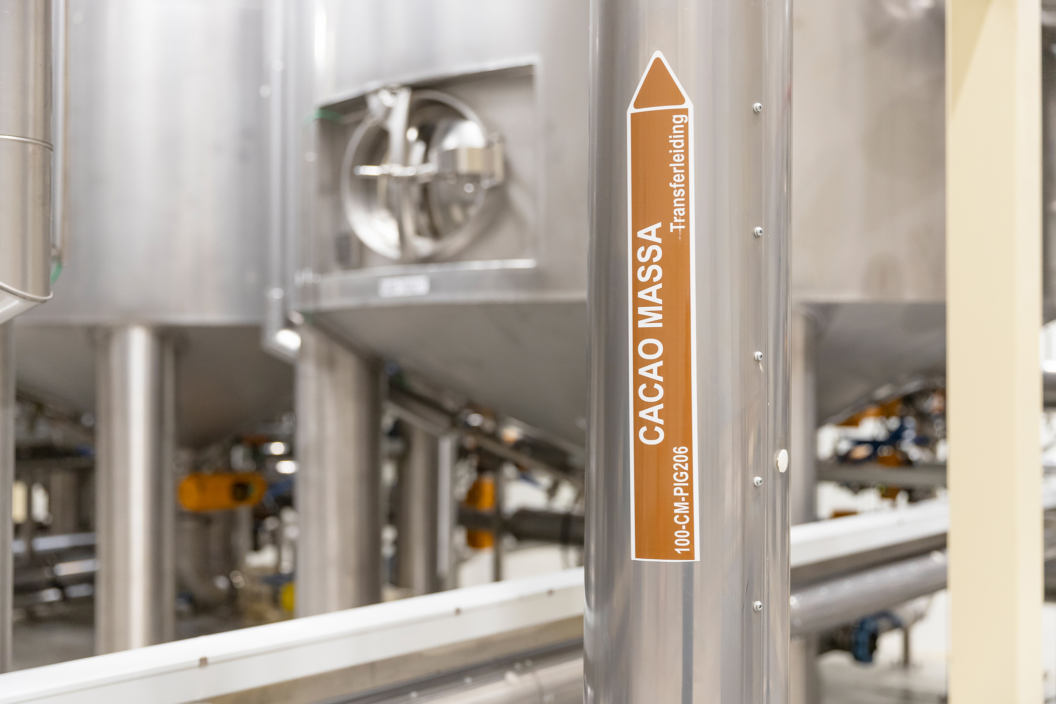 28 stainless steel chocolate tanks for sustainable Belcolade chocolate production by Gpi De Gouwe Lagertank